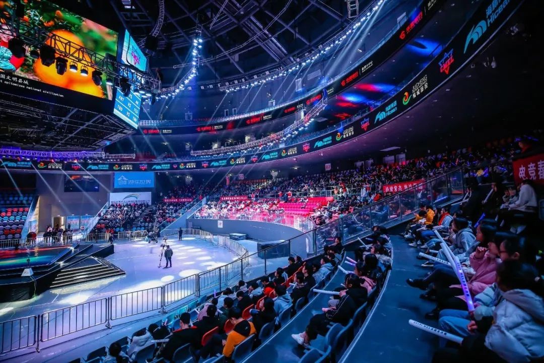 动和体育赛 动和体育赛