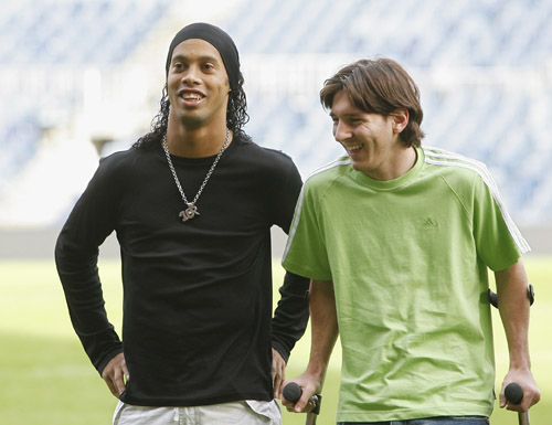 戏剧性的比 戏剧性的比