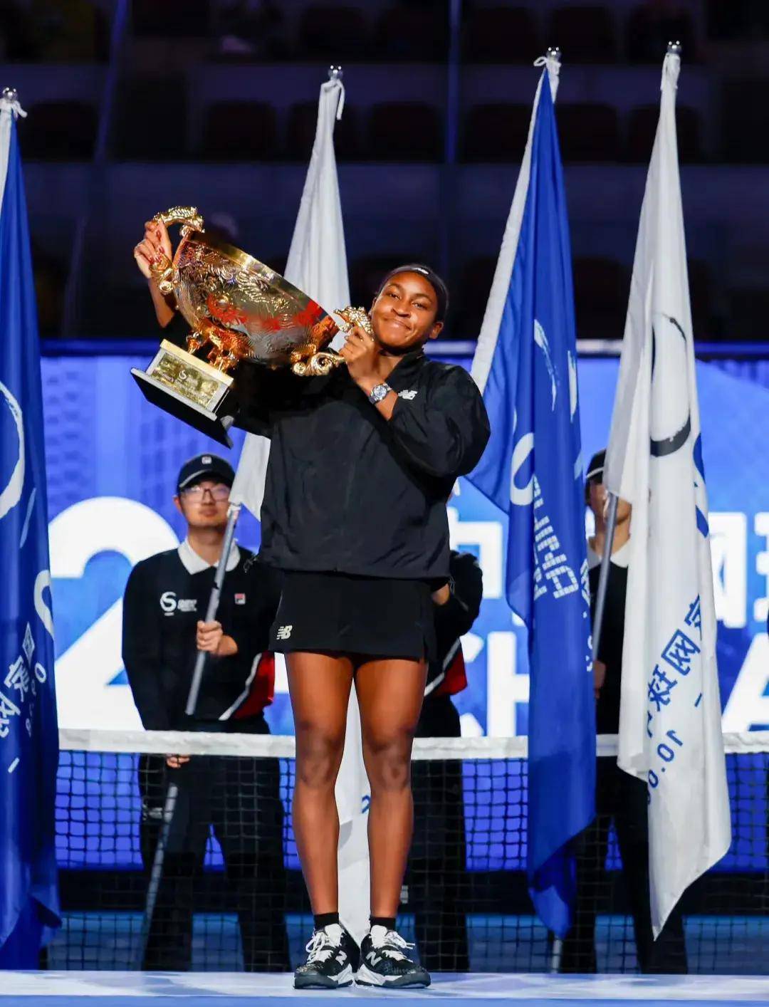 随着纪念高 随着纪念高